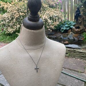 Elegant Silver Fashion Jewelry Cross Necklace